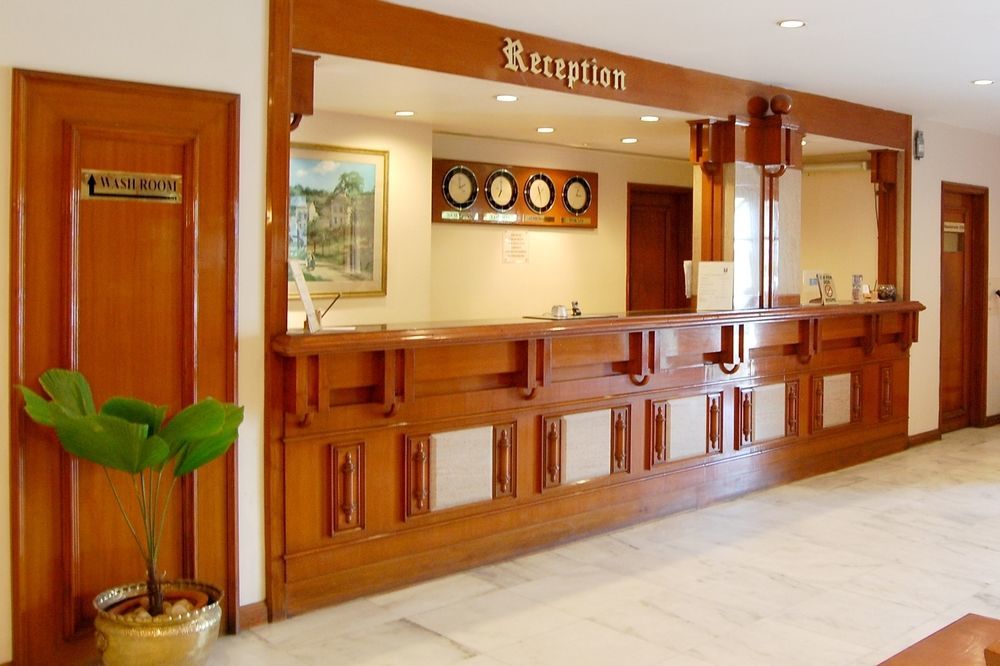 Comfort Inn Sunset Ахмедабад Екстериор снимка